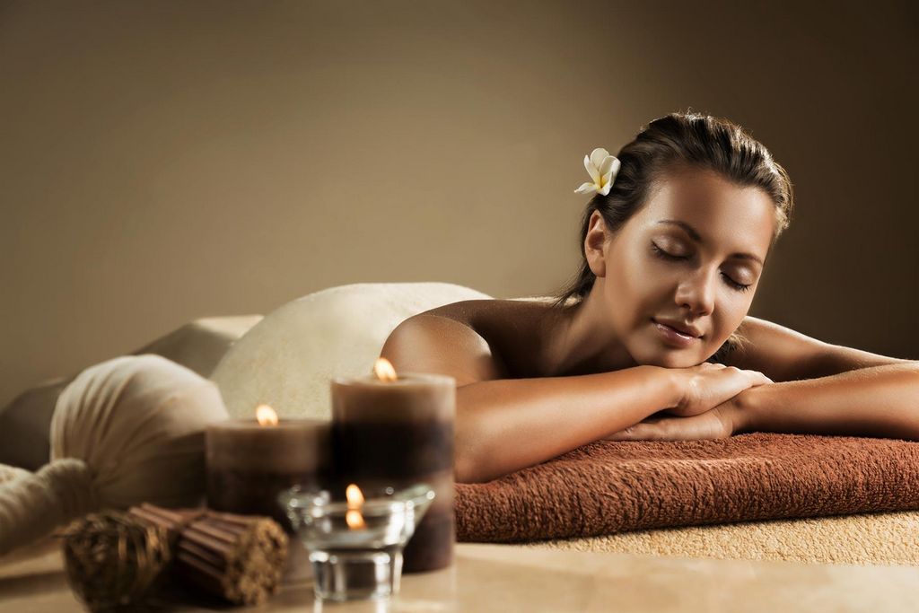 Wellness Conveniences of Hot Stone Massage Therapy Treatment