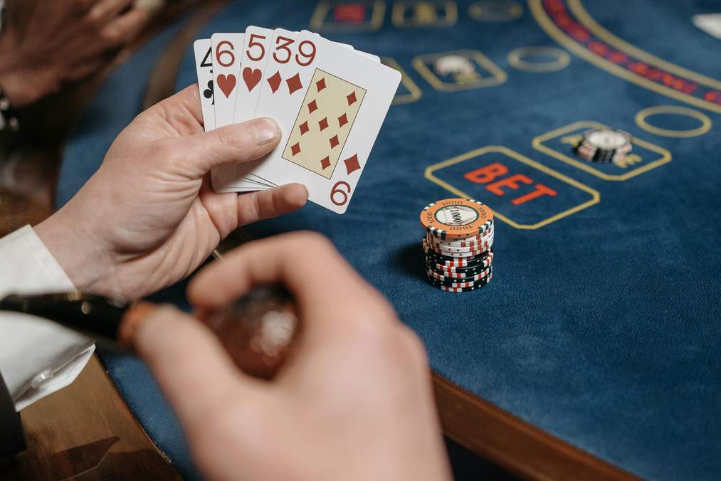 So funktionieren Online Casinos: Technologie, Fairness und Auszahlungen
